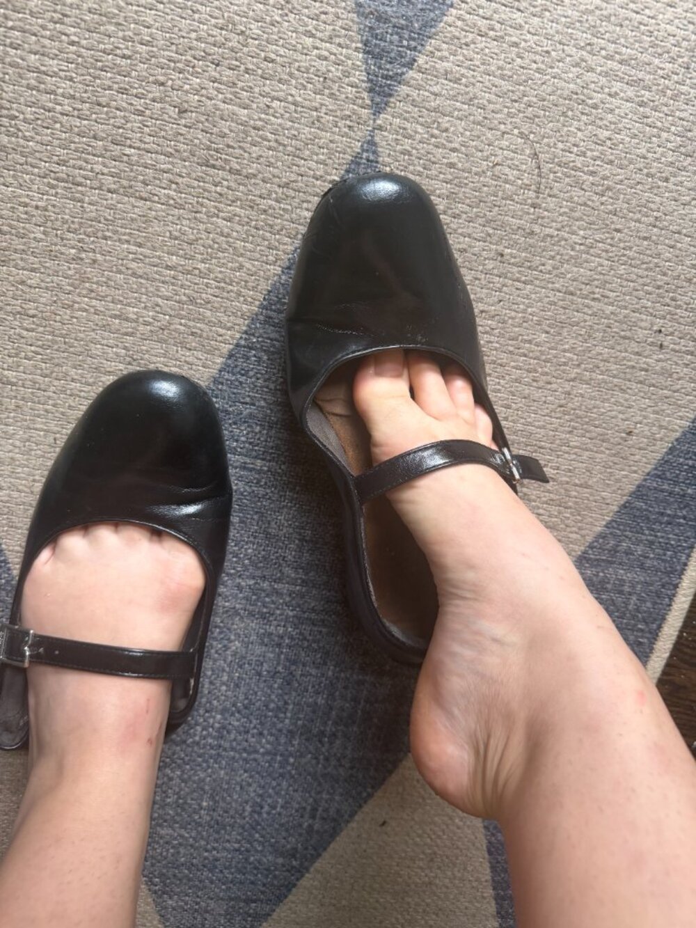 Well-Worn Shoes Ballet Flats - Picture 4 of 4